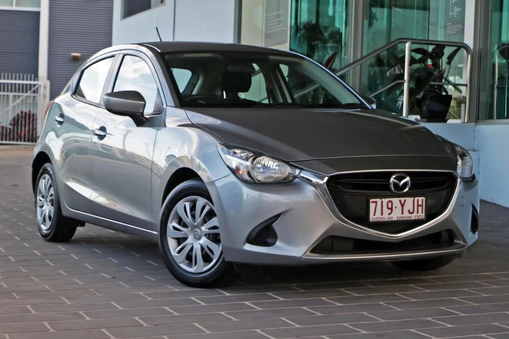 2015 Mazda 2 Image