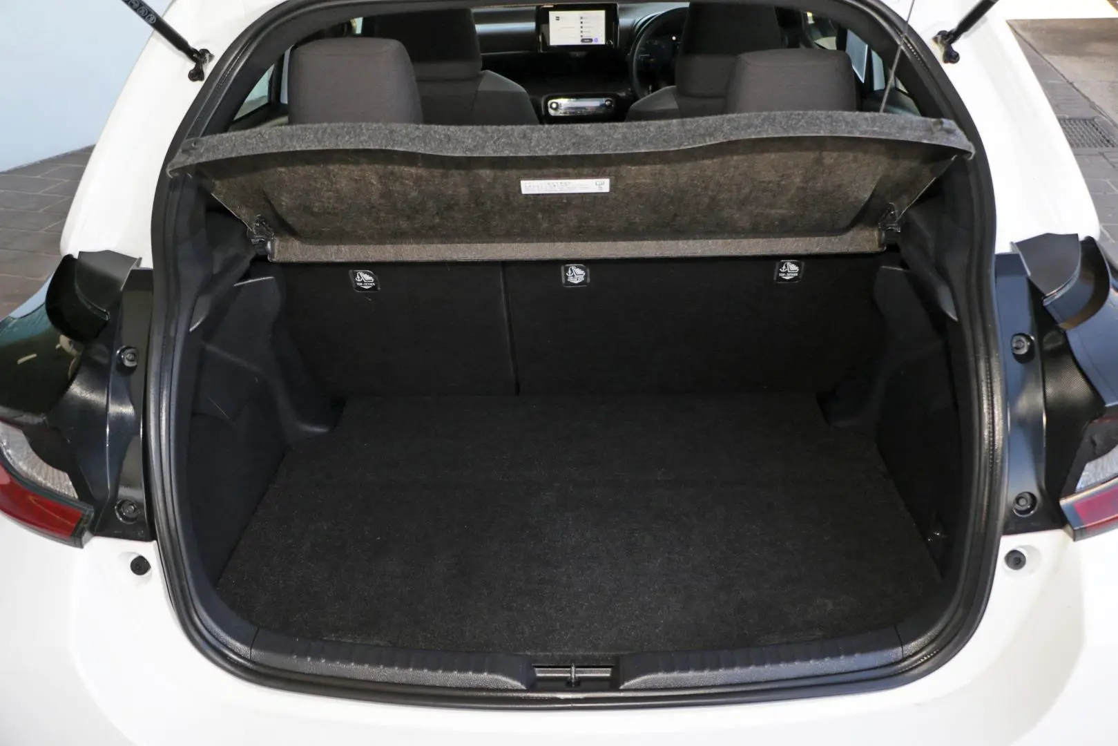 2024 Toyota Yaris Gallery Image 23