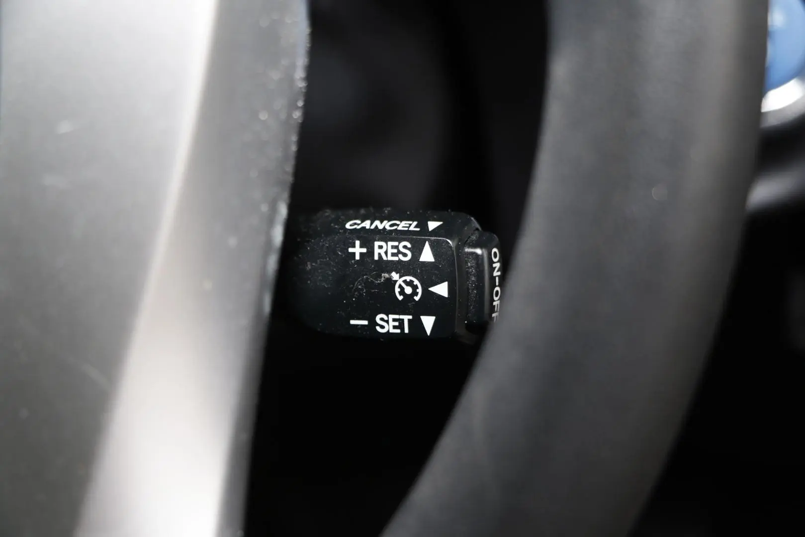 2015 Toyota Prius C Gallery Image 13