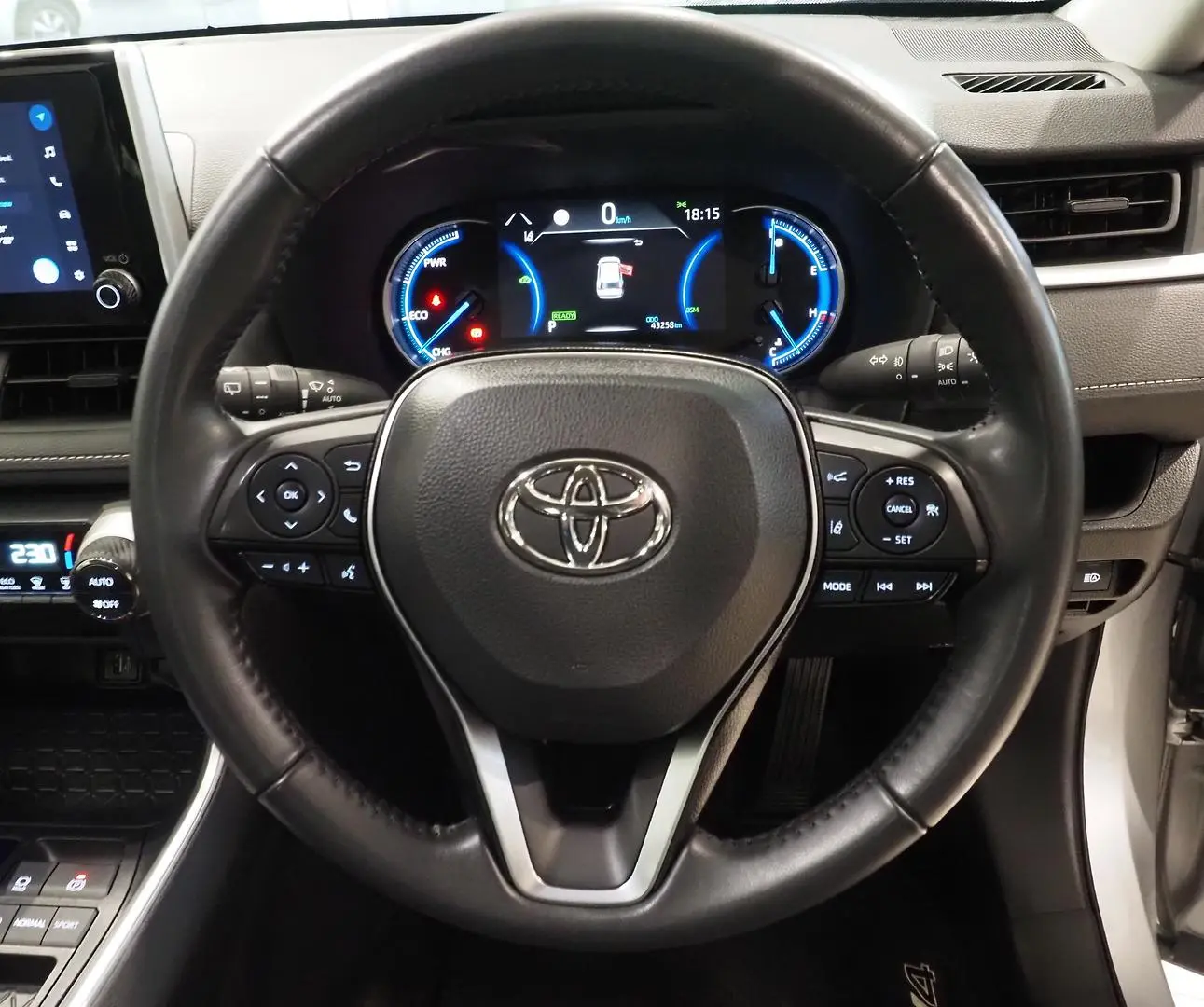 2024 Toyota RAV4 Gallery Image 15
