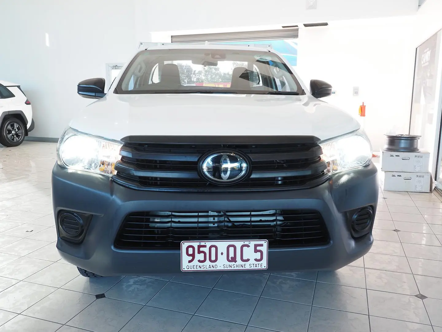 2023 Toyota Hilux Gallery Image 13
