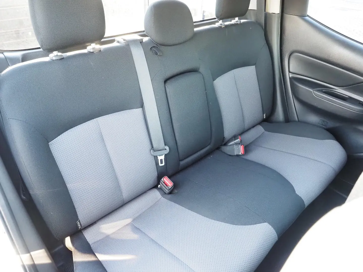 2019 Mitsubishi Triton Gallery Image 16