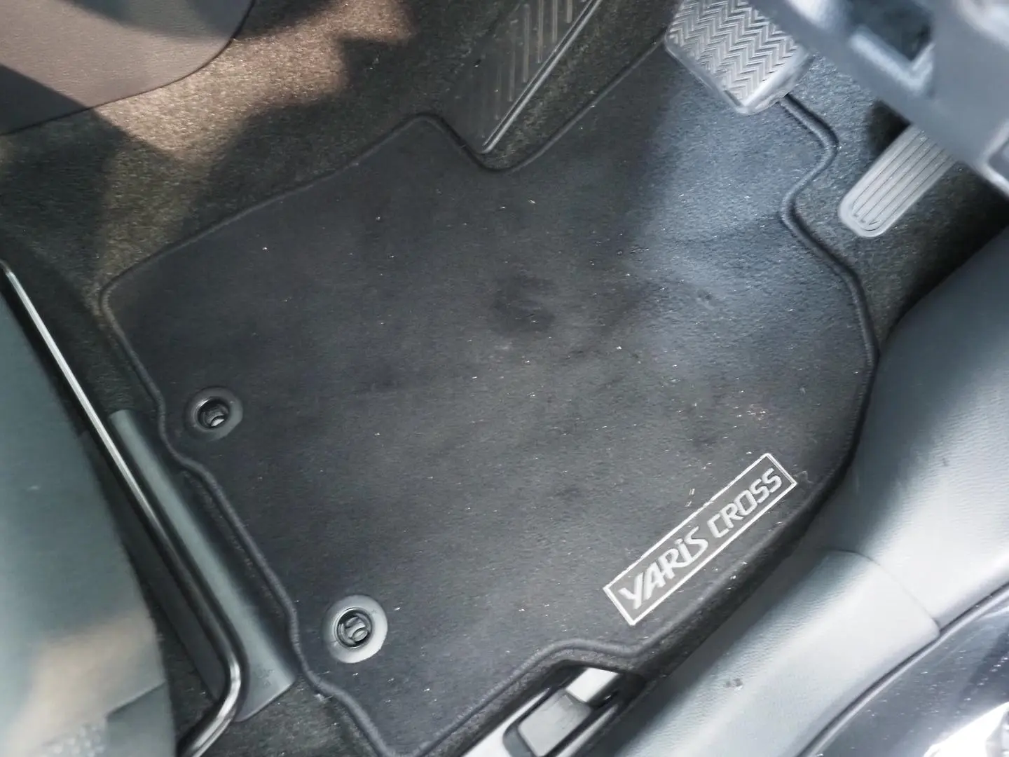 2024 Toyota Yaris Cross Gallery Image 16