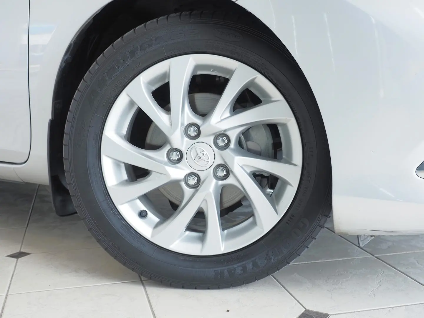 2018 Toyota Corolla Gallery Image 14