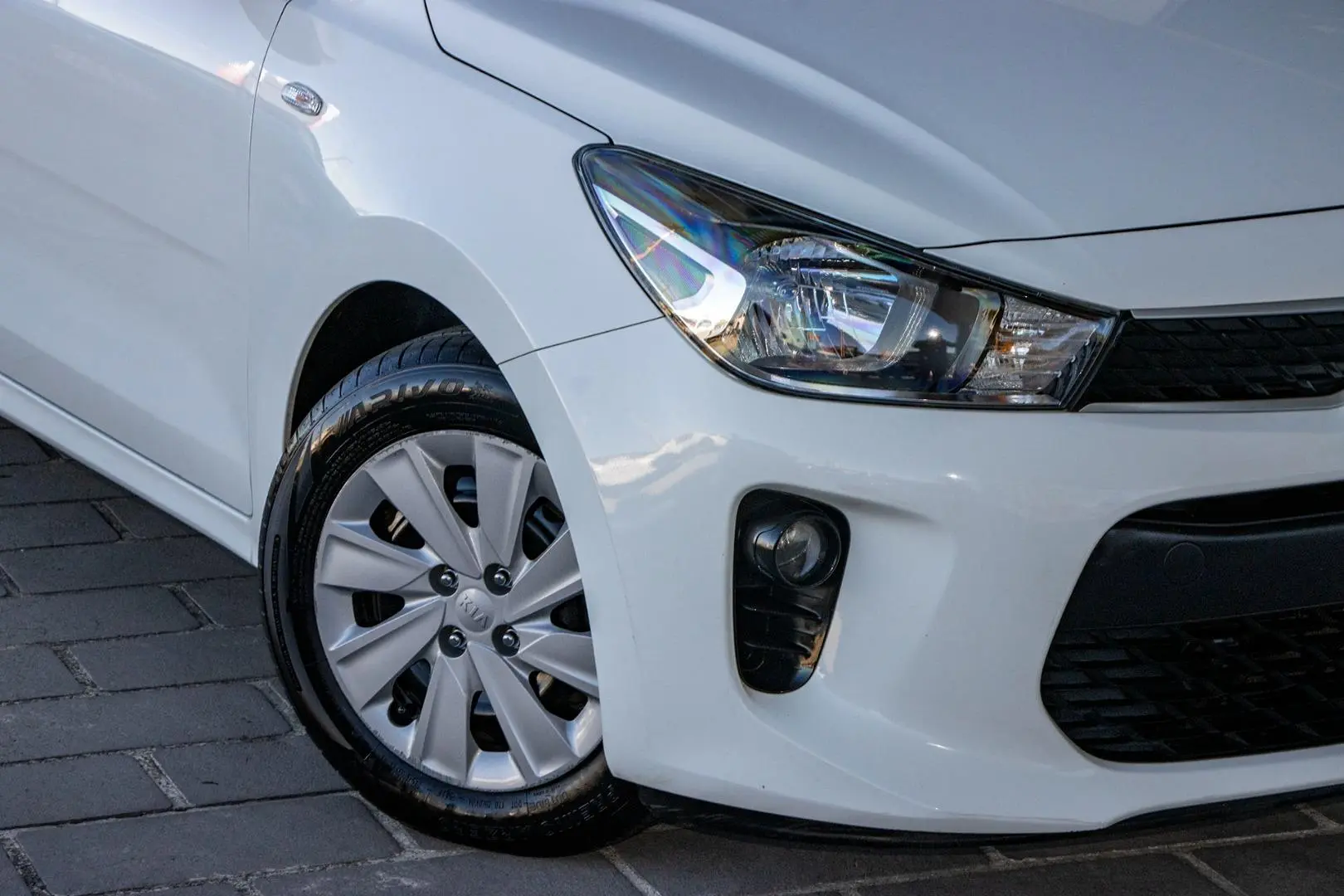 2019 Kia Rio Gallery Image 17