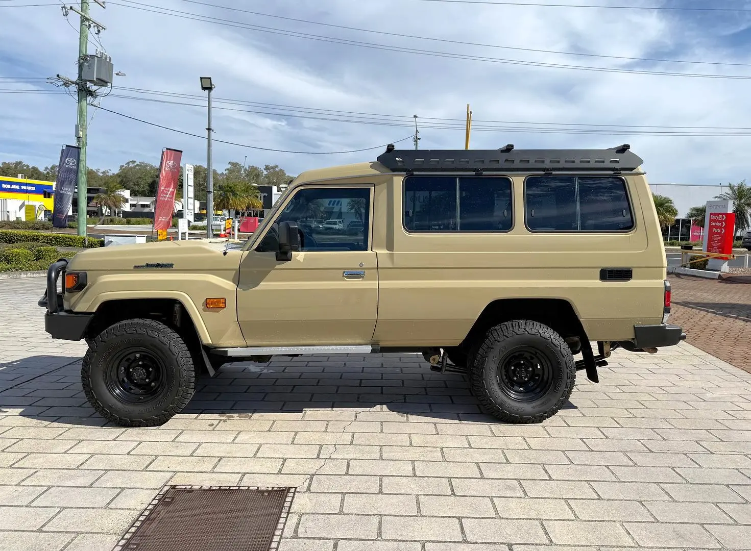 2024 Toyota Landcruiser Gallery Image 10