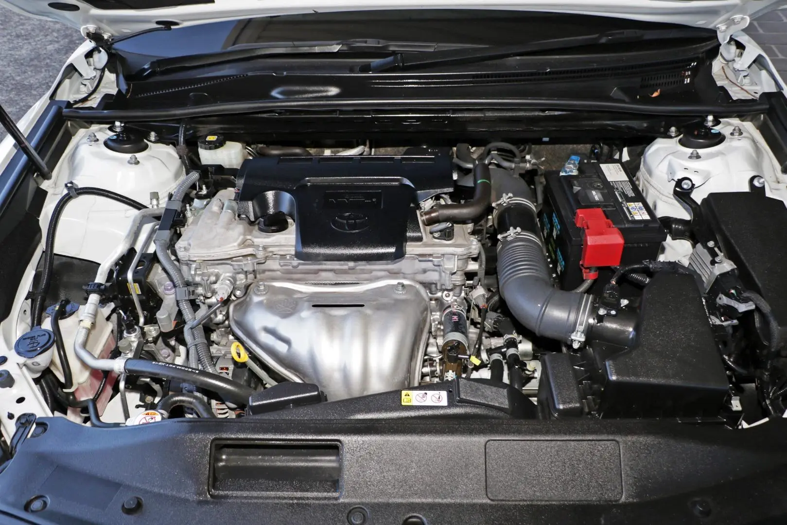 2019 Toyota Camry Gallery Image 25