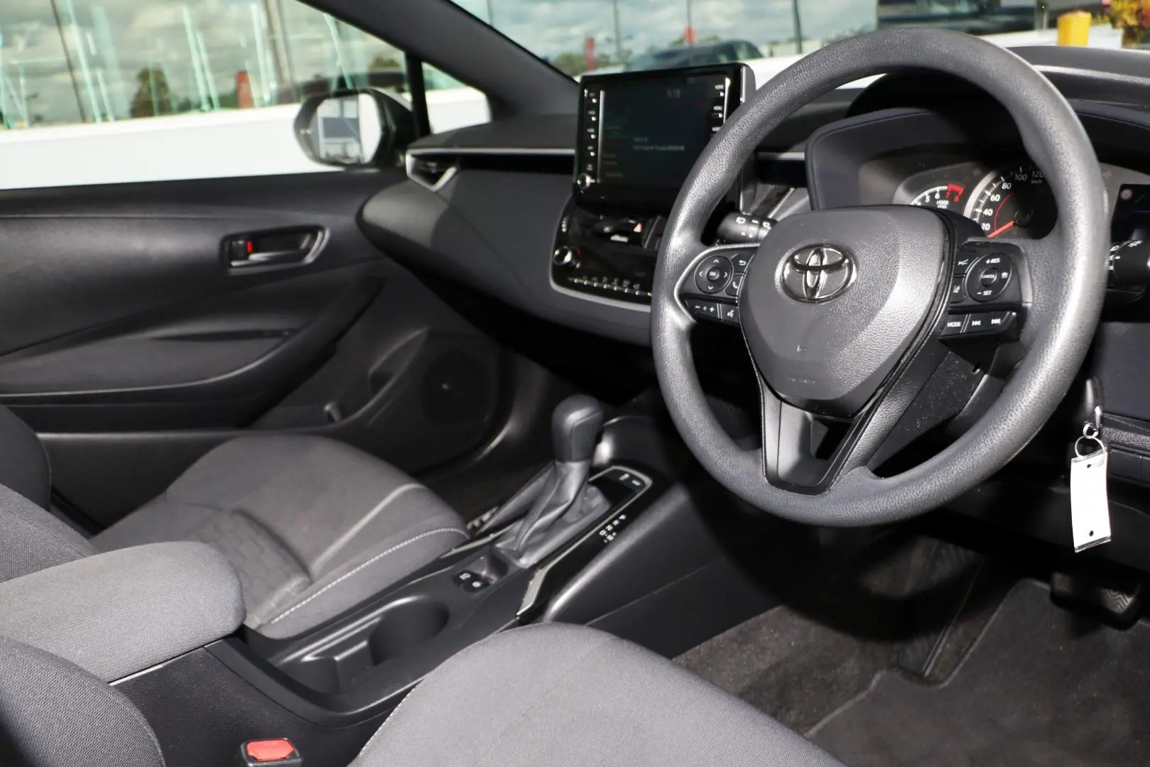 2021 Toyota Corolla Gallery Image 6