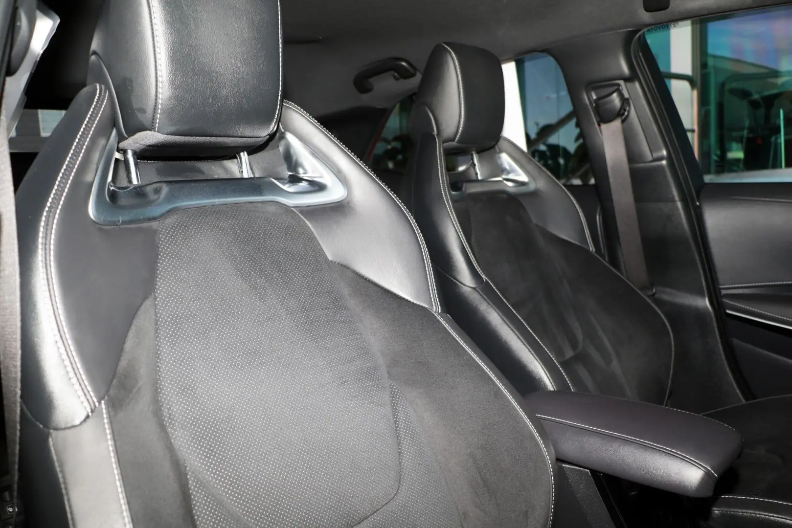 2022 Toyota Corolla Gallery Image 9