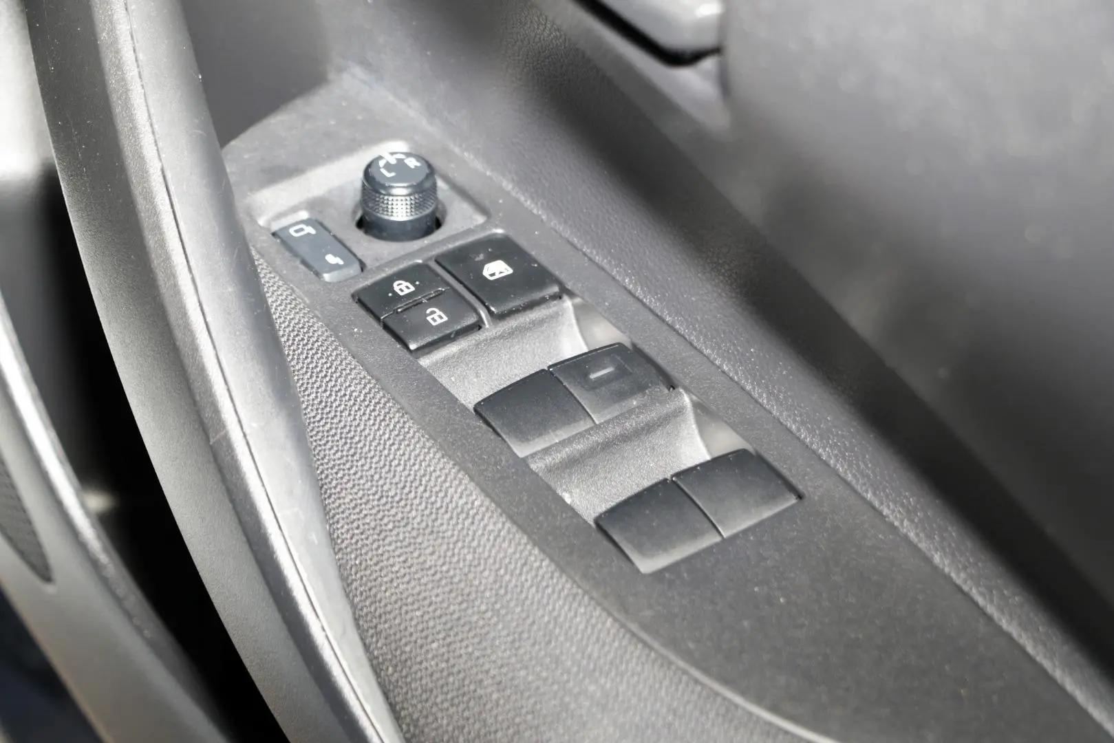 2022 Toyota Corolla Gallery Image 18