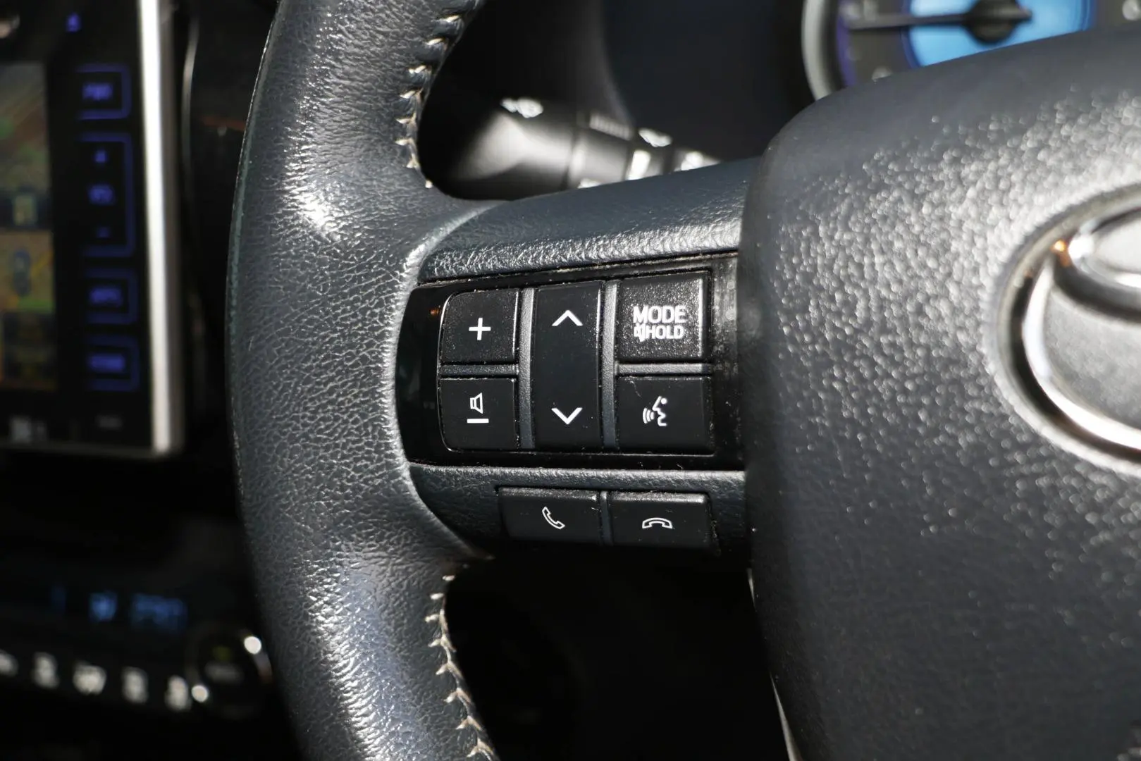 2016 Toyota Hilux Gallery Image 19