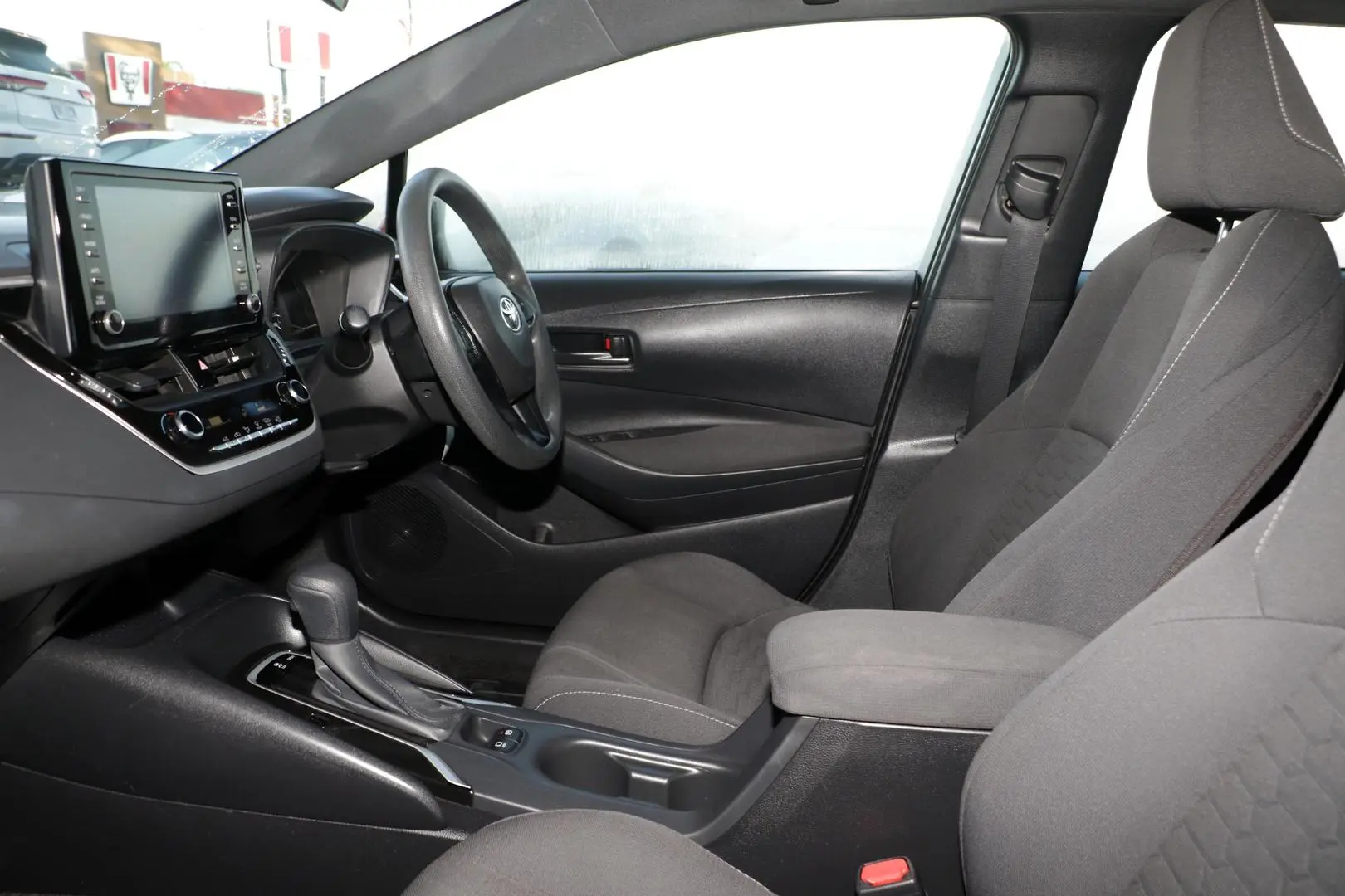 2020 Toyota Corolla Gallery Image 8