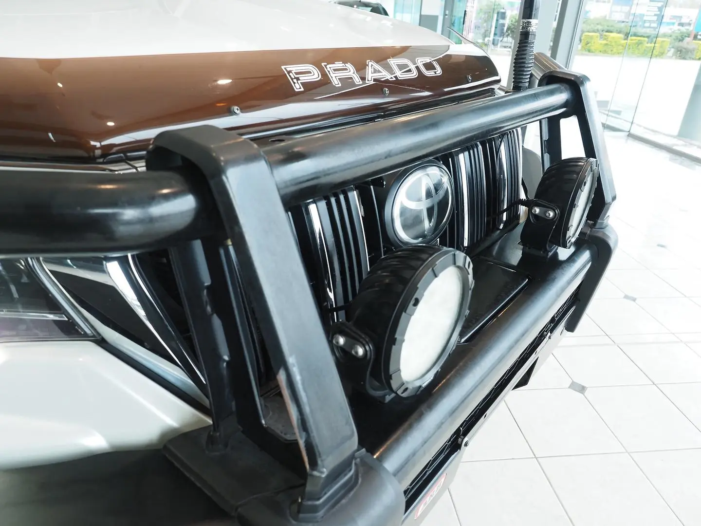 2018 Toyota Landcruiser Prado Gallery Image 6