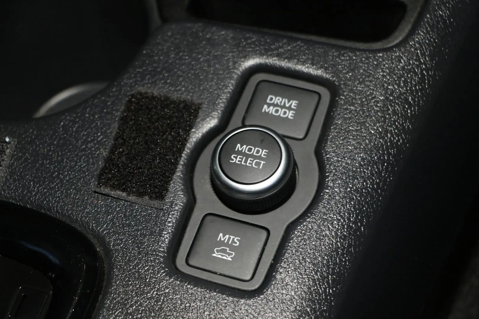 2025 Toyota Hilux Gallery Image 17