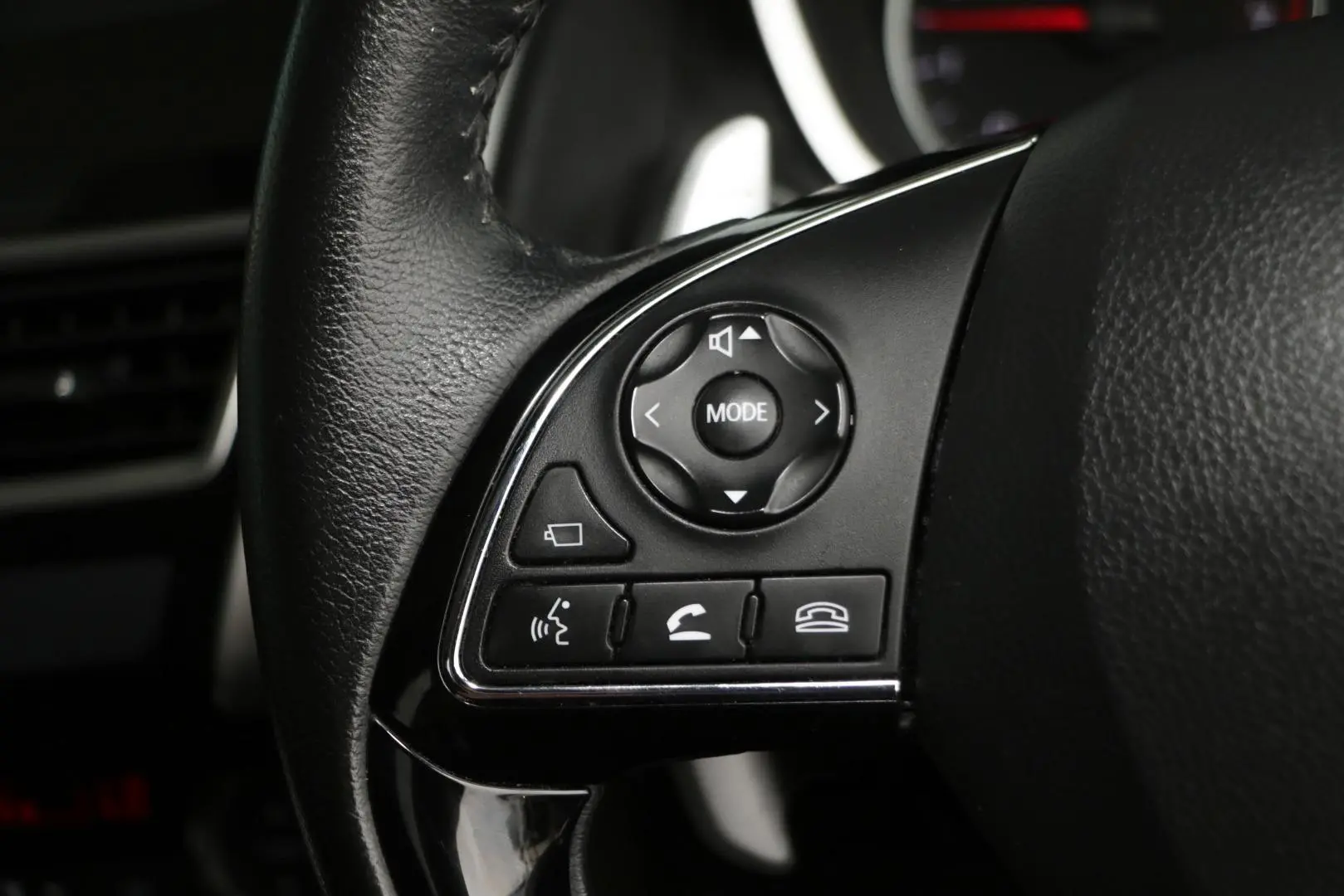 2019 Mitsubishi Eclipse Cross Gallery Image 17