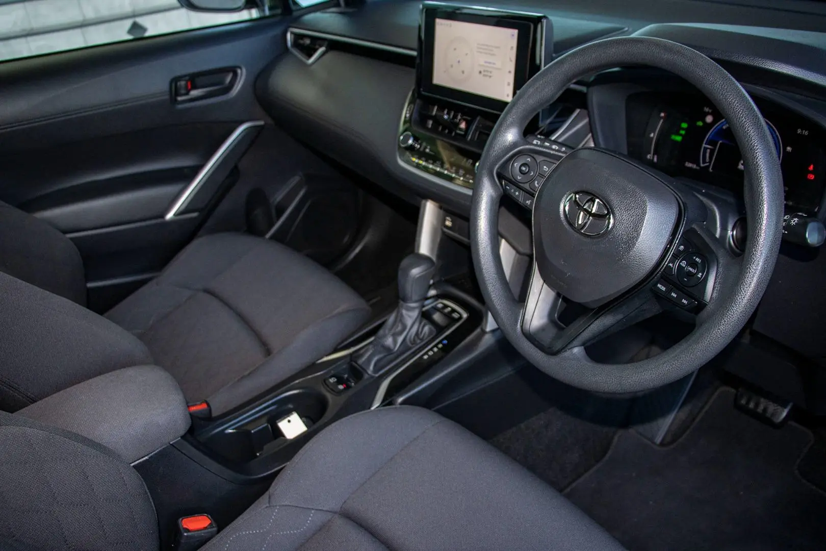 2024 Toyota Corolla Cross Gallery Image 7
