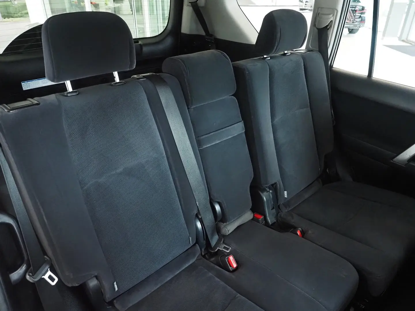 2018 Toyota Landcruiser Prado Gallery Image 16