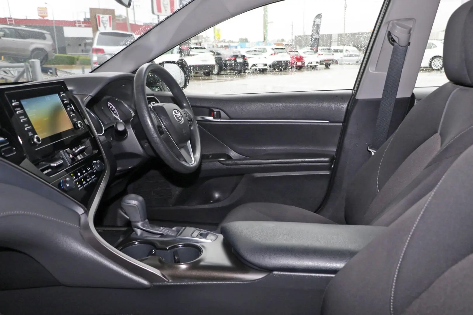 2021 Toyota Camry Gallery Image 8