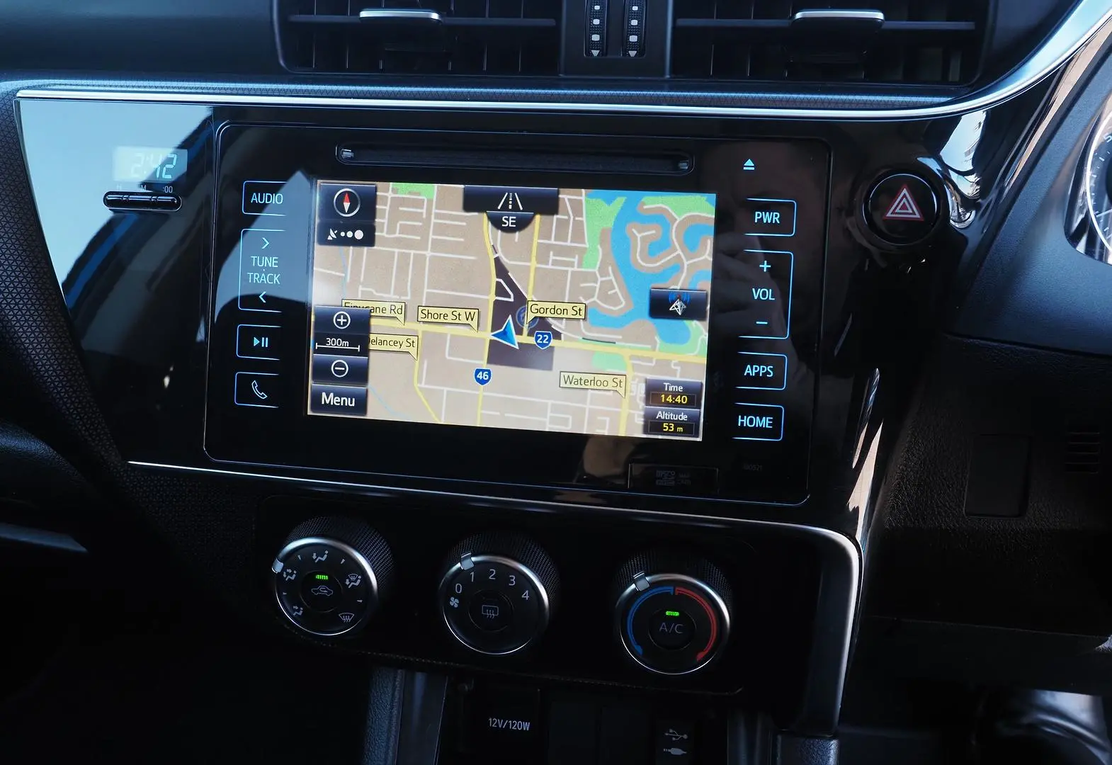 2017 Toyota Corolla Gallery Image 26