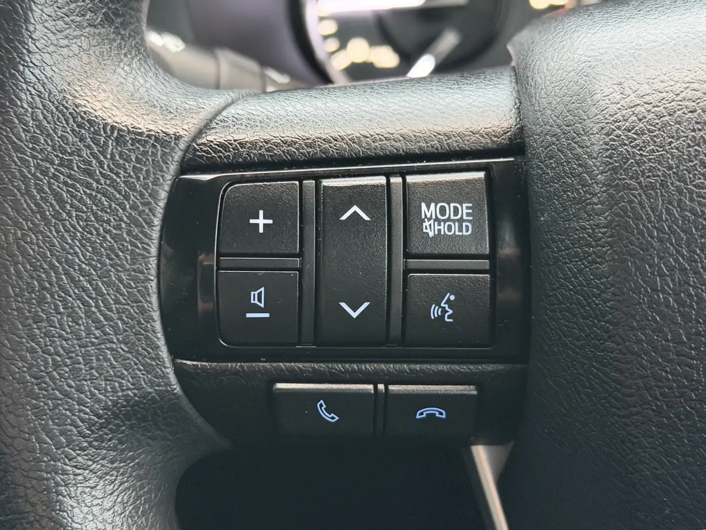 2022 Toyota Hilux Gallery Image 10