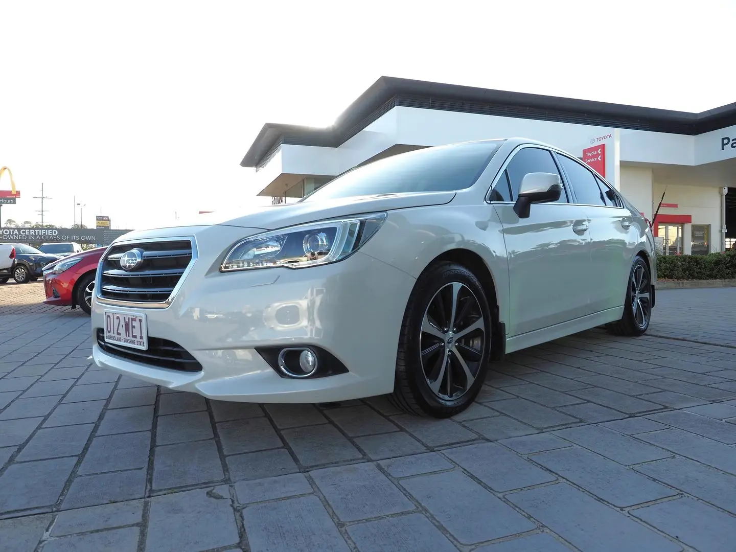 2015 Subaru Liberty Gallery Image 2