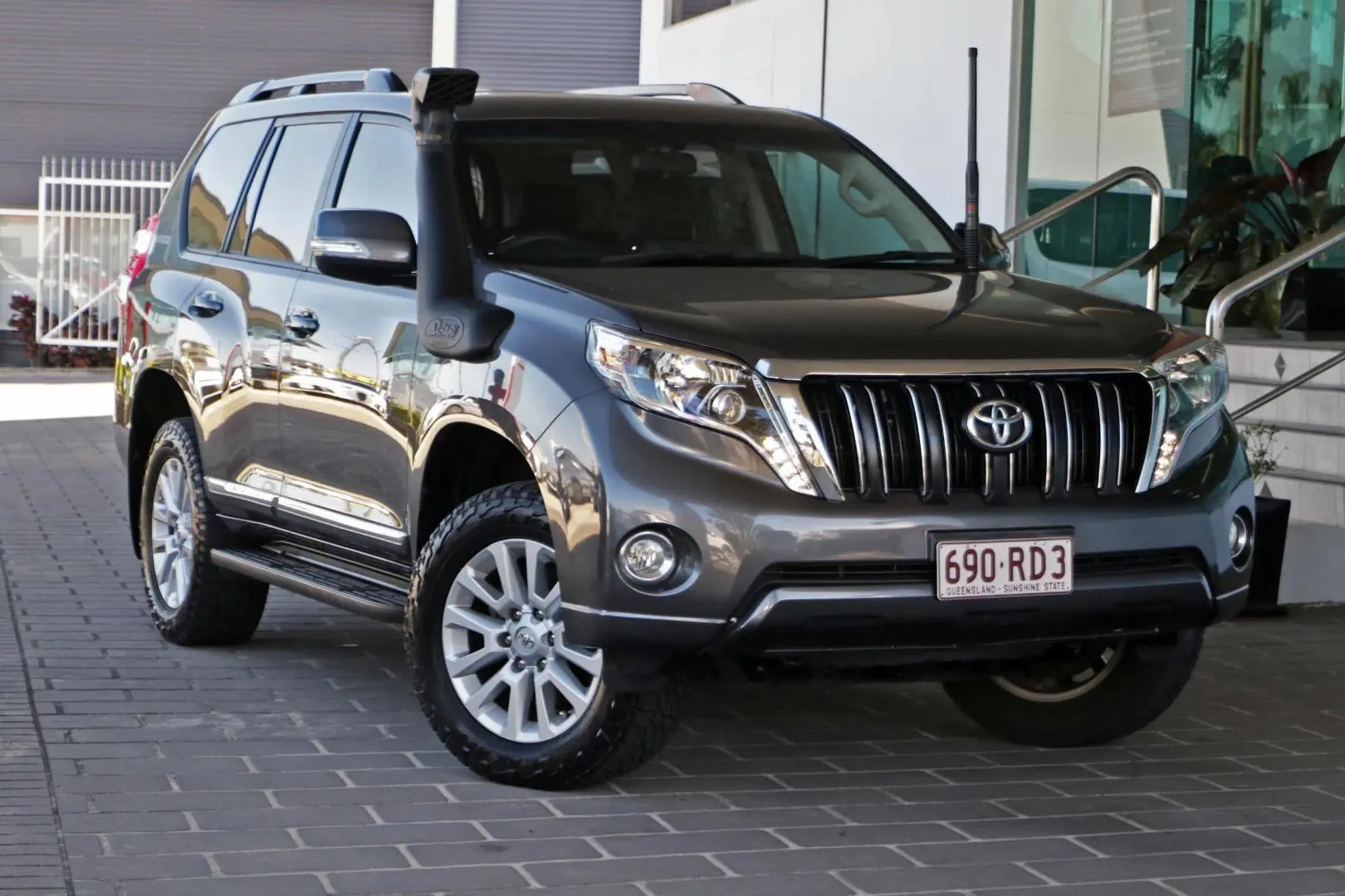 2017 Toyota Landcruiser Prado Image