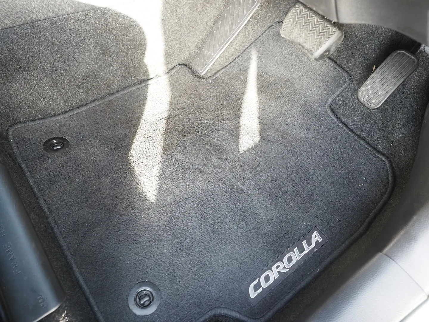 2020 Toyota Corolla Gallery Image 20