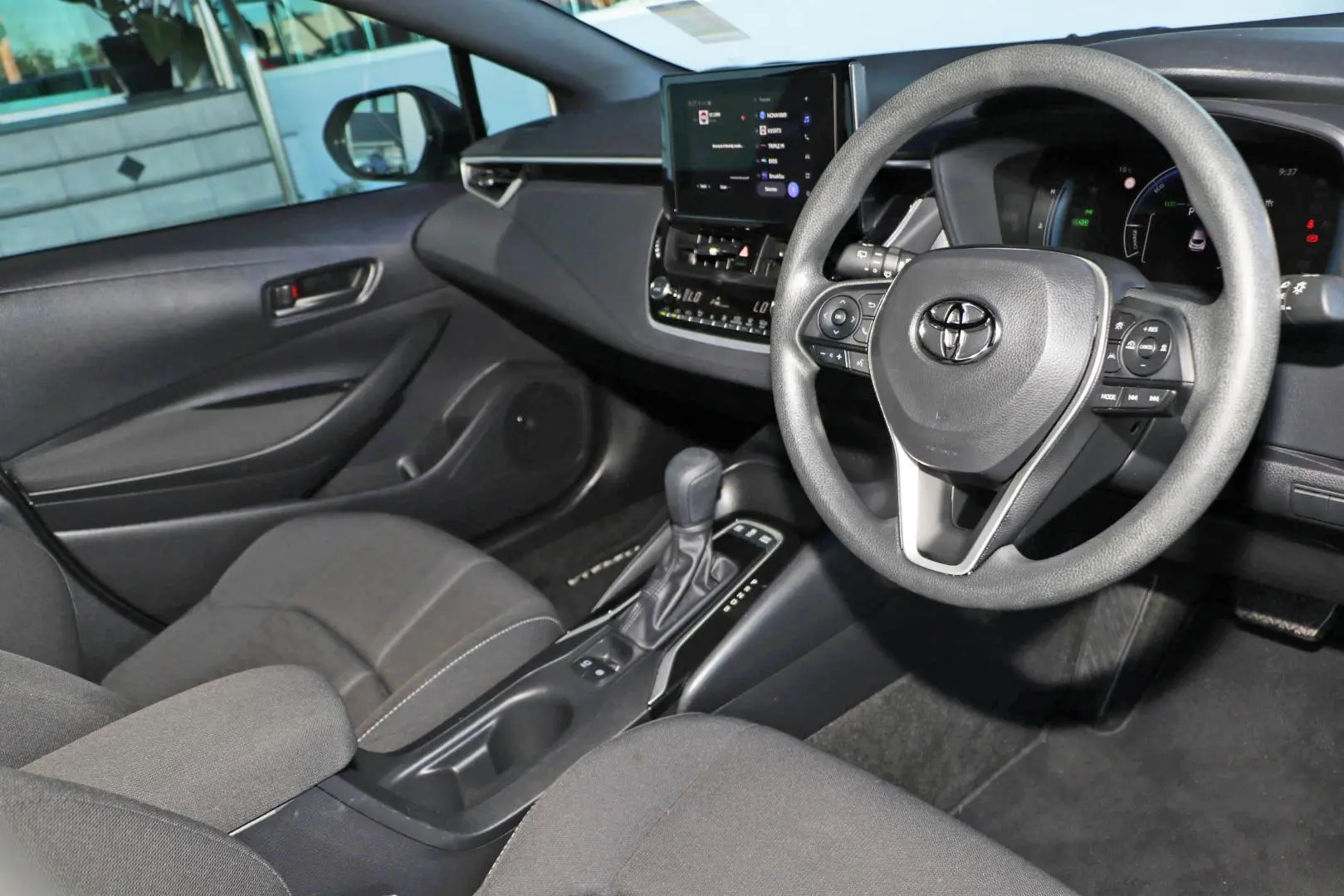 2024 Toyota Corolla Gallery Image 6