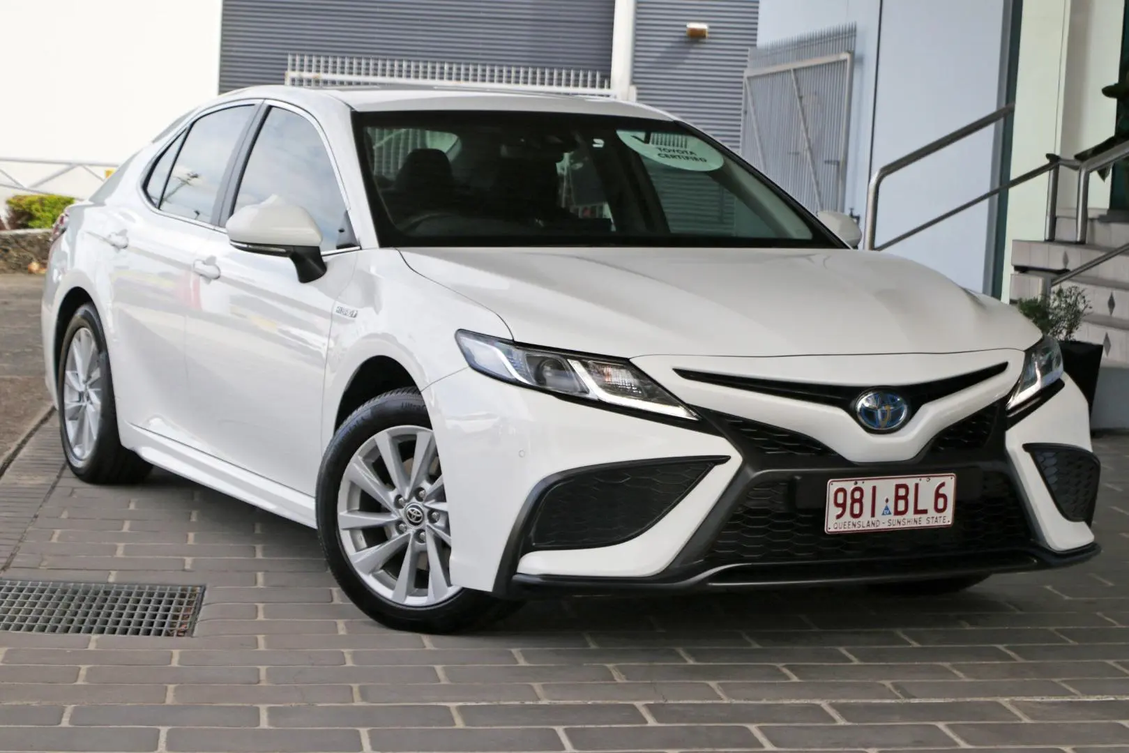 2021 Toyota Camry Gallery Image 1