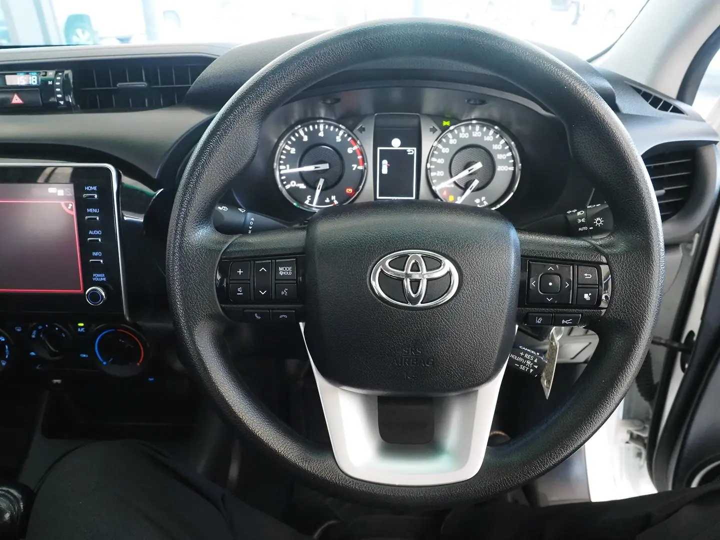2023 Toyota Hilux Gallery Image 24