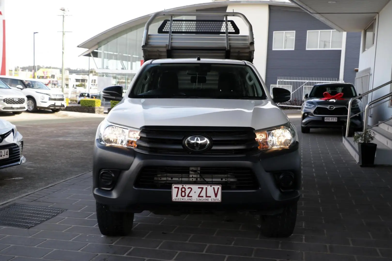 2019 Toyota Hilux Gallery Image 3