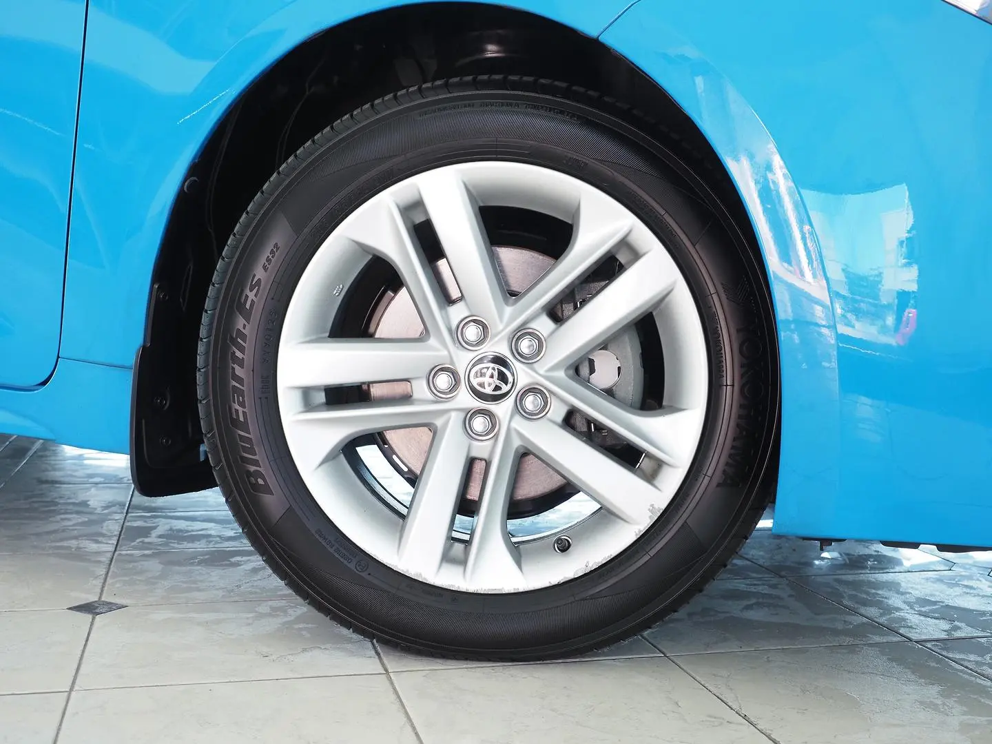 2019 Toyota Corolla Gallery Image 7