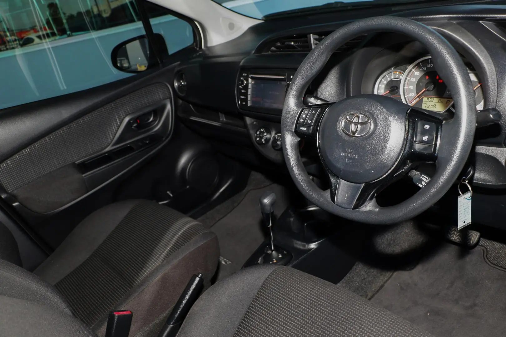 2018 Toyota Yaris Gallery Image 8