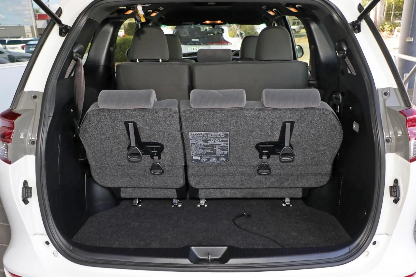 2018 Toyota Tarago Gallery Image 21