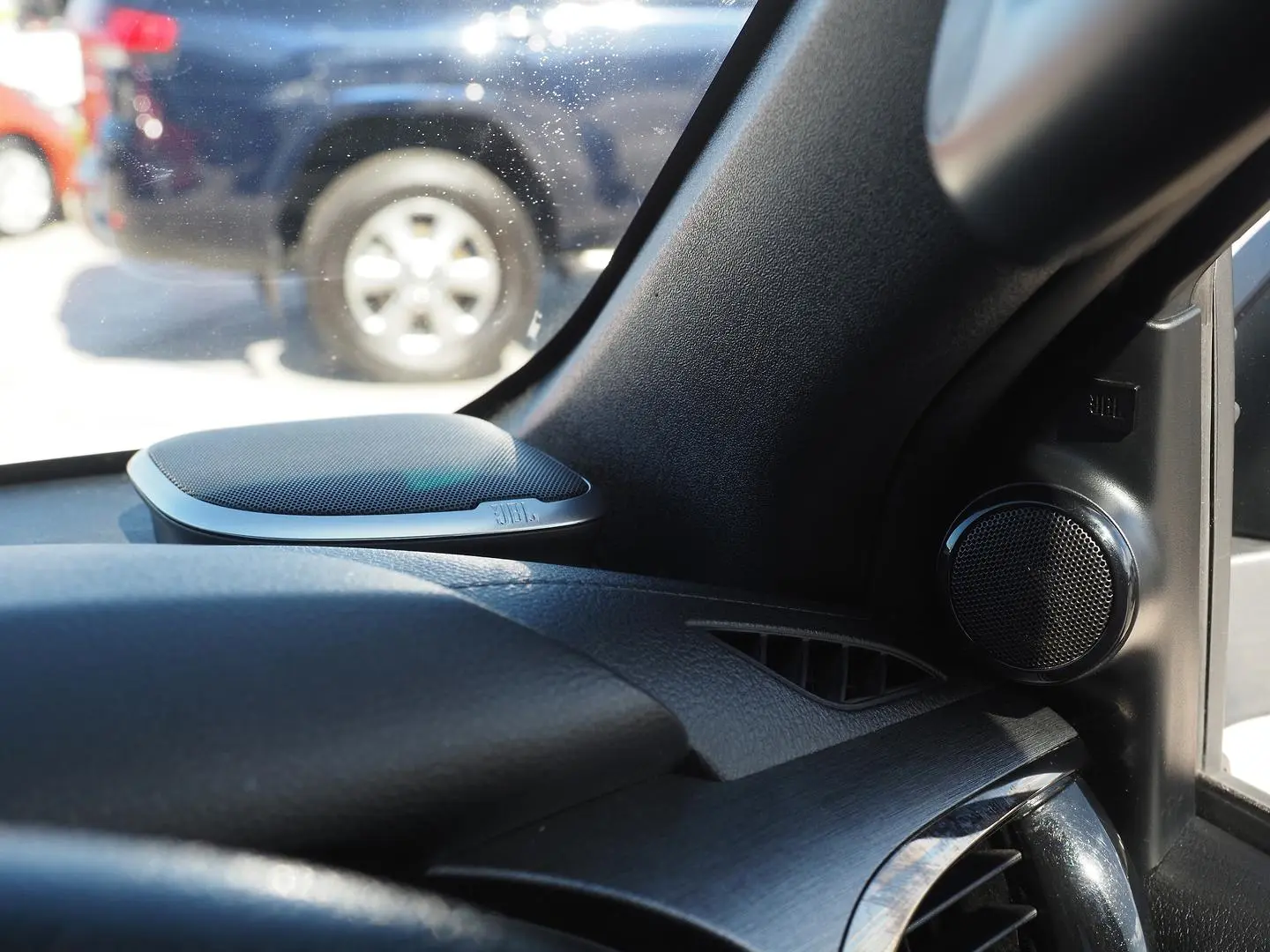 2025 Toyota Hilux Gallery Image 38