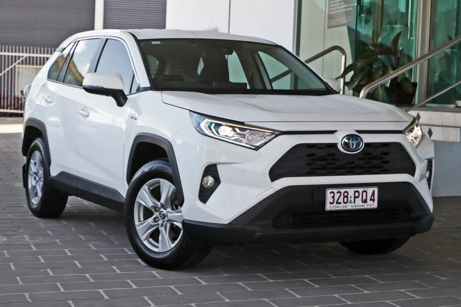 2021 Toyota RAV4 Gallery Image 1