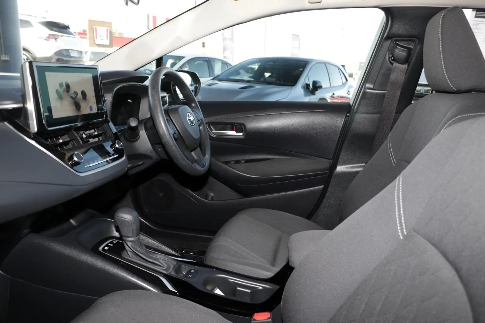 2025 Toyota Corolla Gallery Image 9