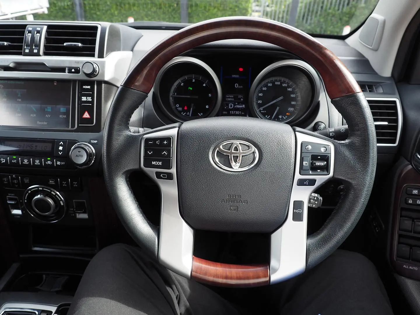 2015 Toyota Landcruiser Prado Gallery Image 40