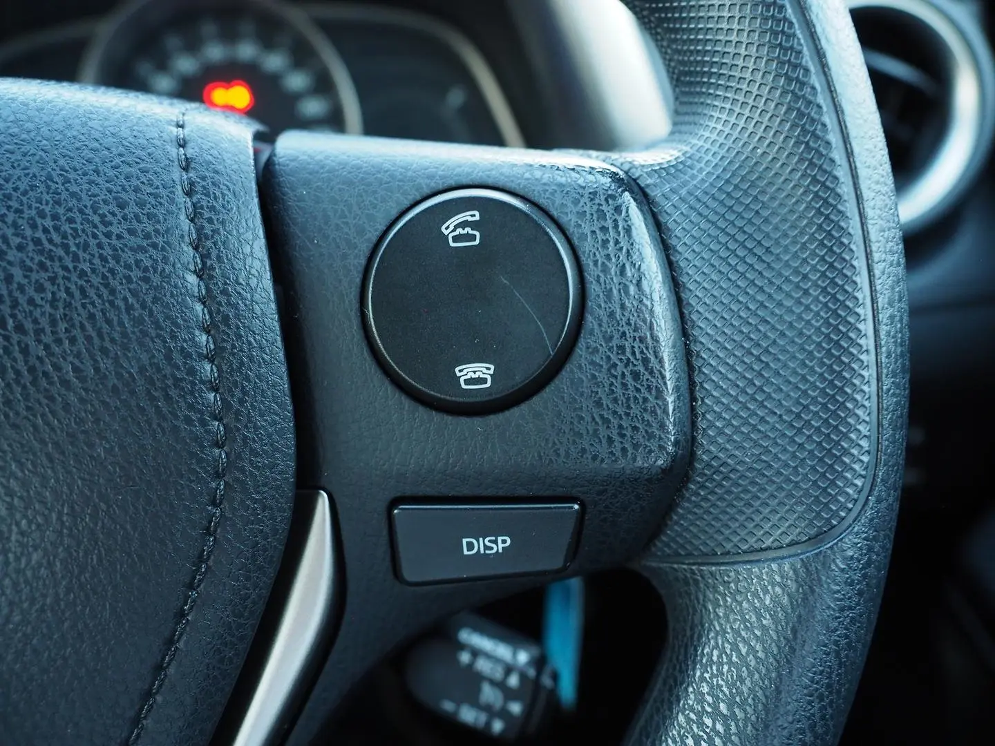 2013 Toyota RAV4 Gallery Image 35