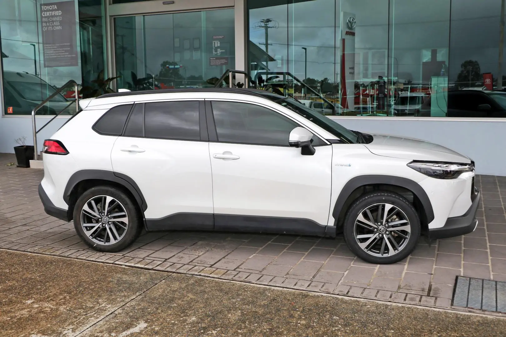 2024 Toyota Corolla Cross Gallery Image 6