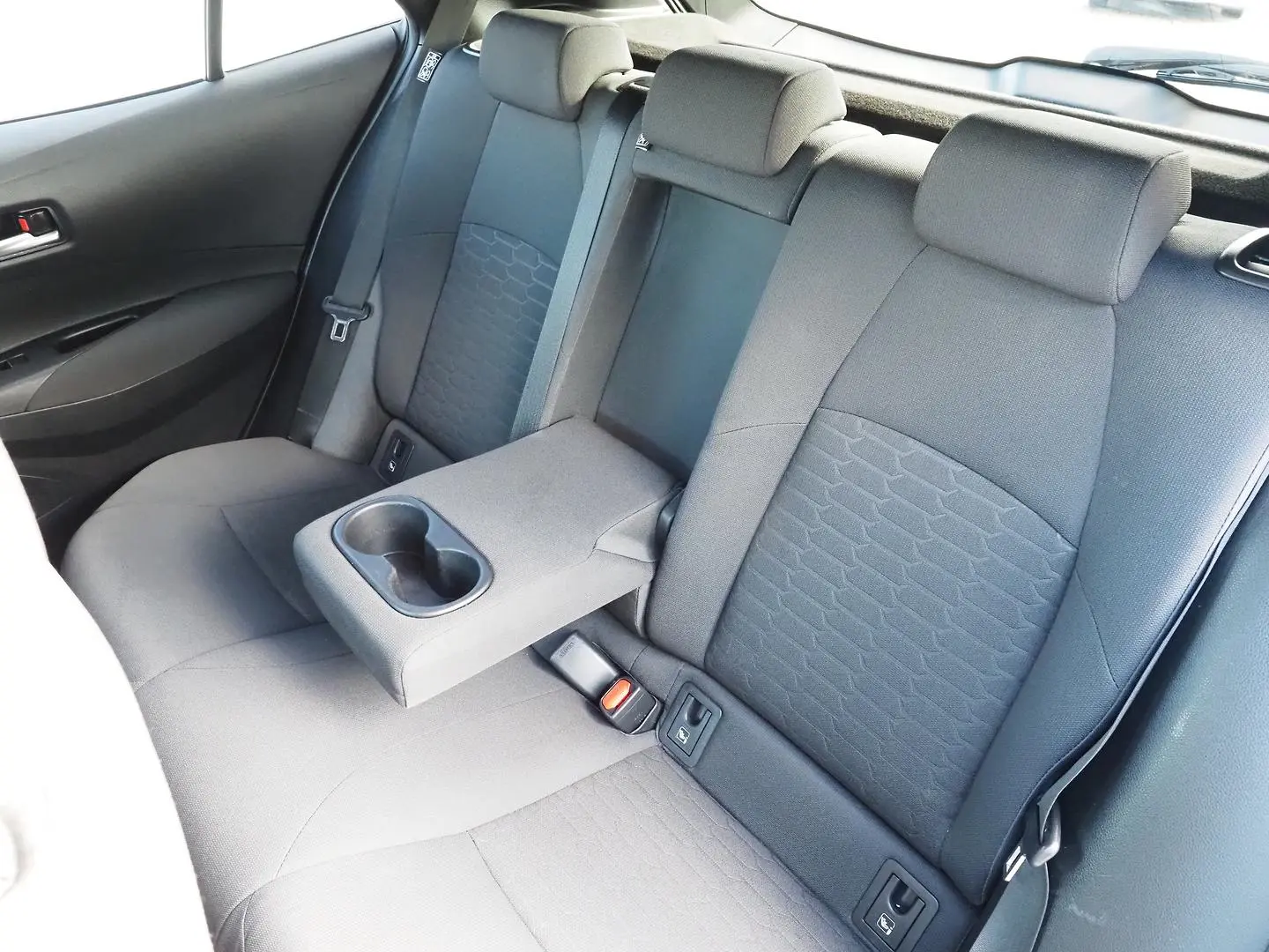 2020 Toyota Corolla Gallery Image 37