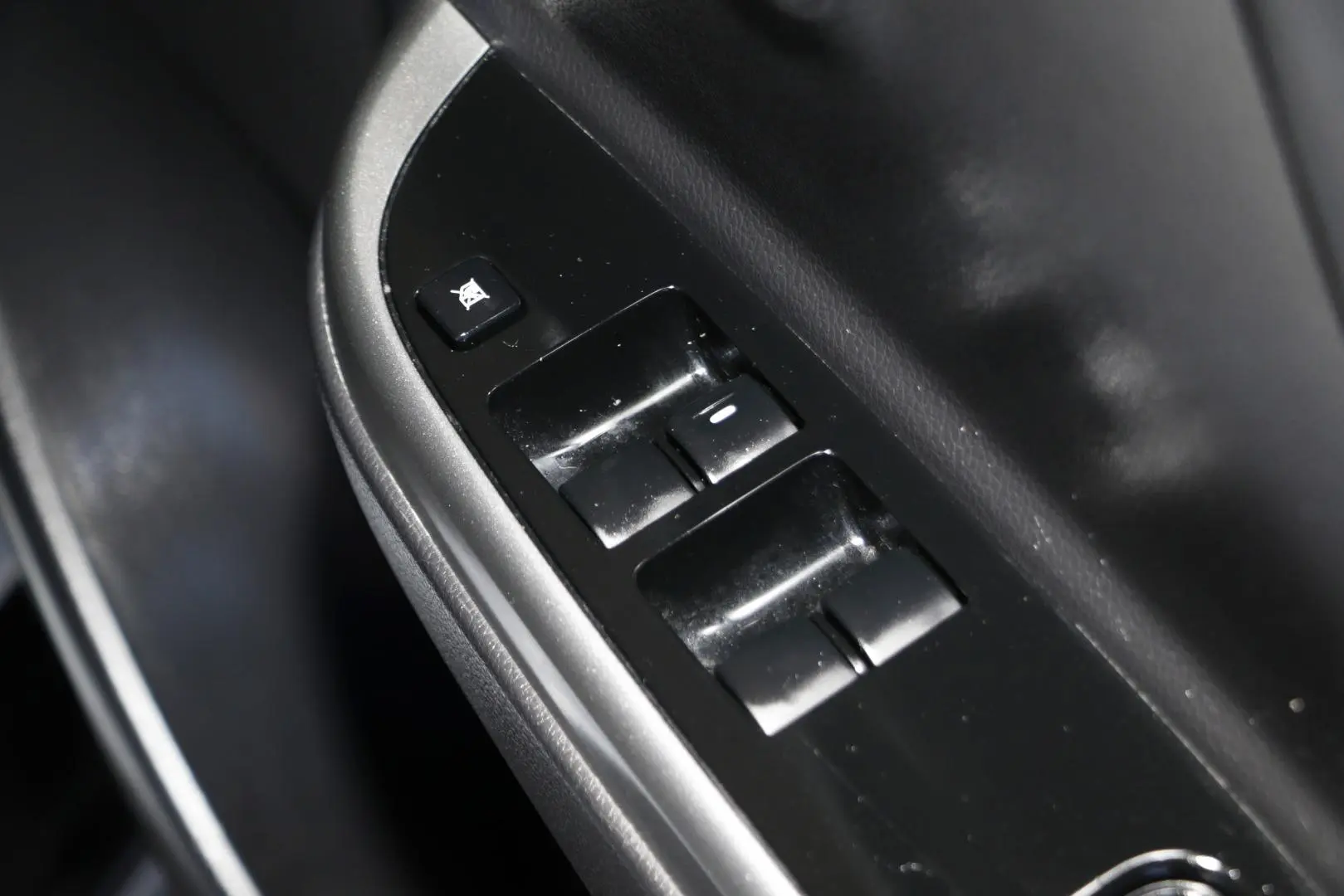 2022 Mitsubishi Triton Gallery Image 19