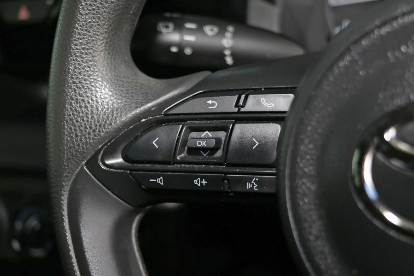 2022 Toyota Yaris Gallery Image 14