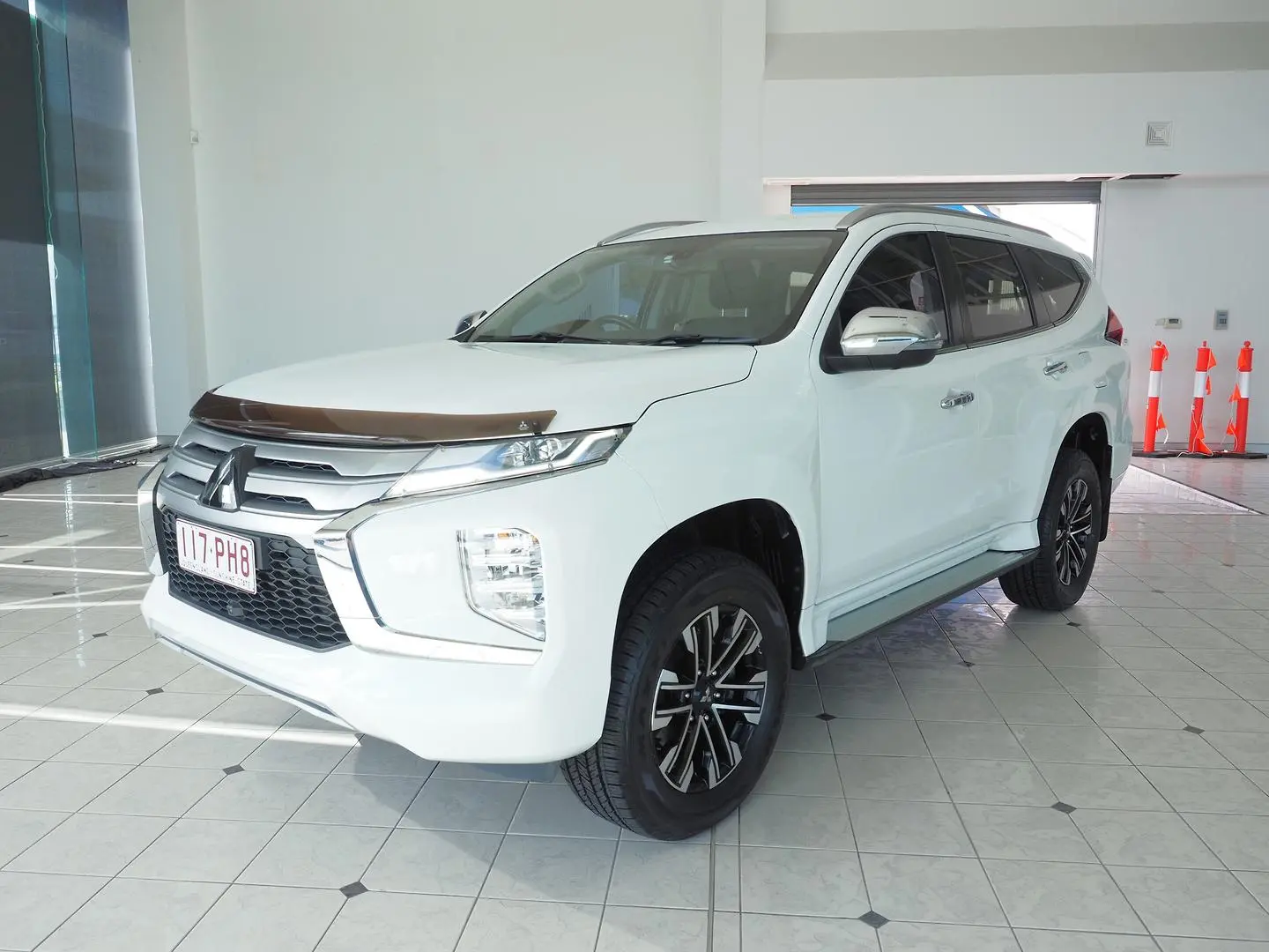 2022 Mitsubishi Pajero Sport Gallery Image 10