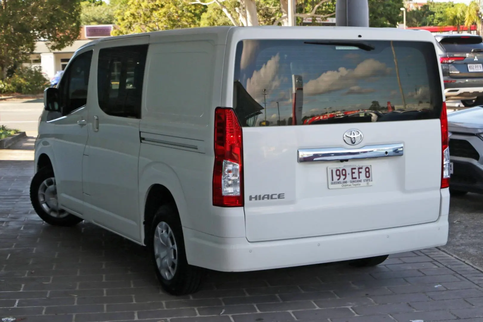 2022 Toyota Hiace Gallery Image 2