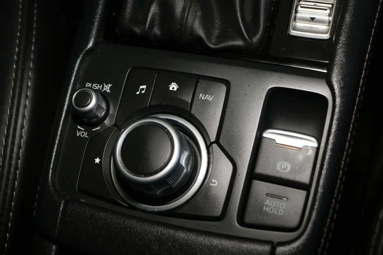 2022 Mazda CX-3 Gallery Image 14