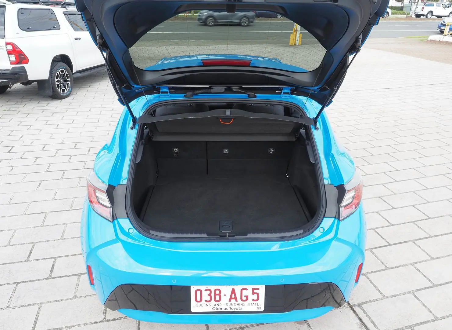 2020 Toyota Corolla Gallery Image 11