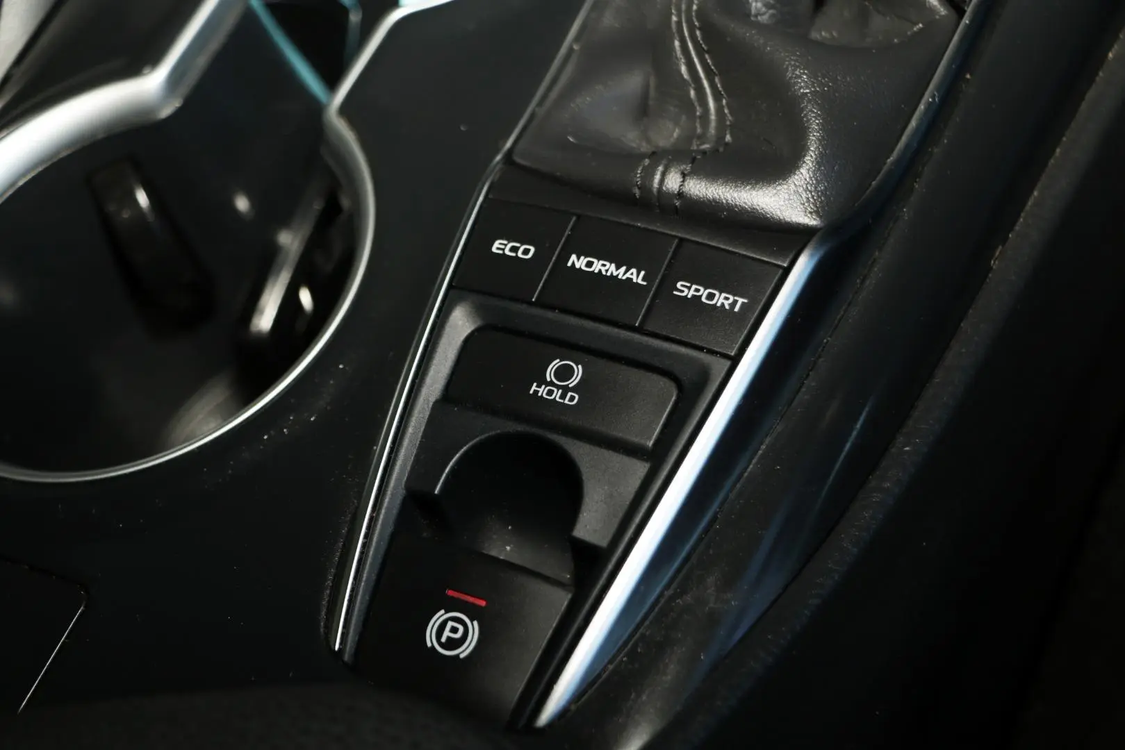 2019 Toyota Camry Gallery Image 18