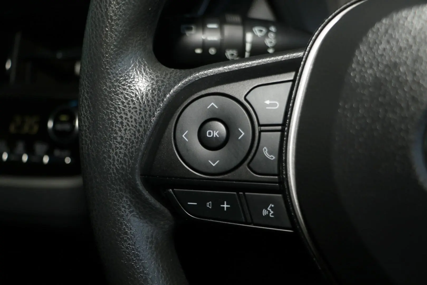 2021 Toyota Corolla Gallery Image 16