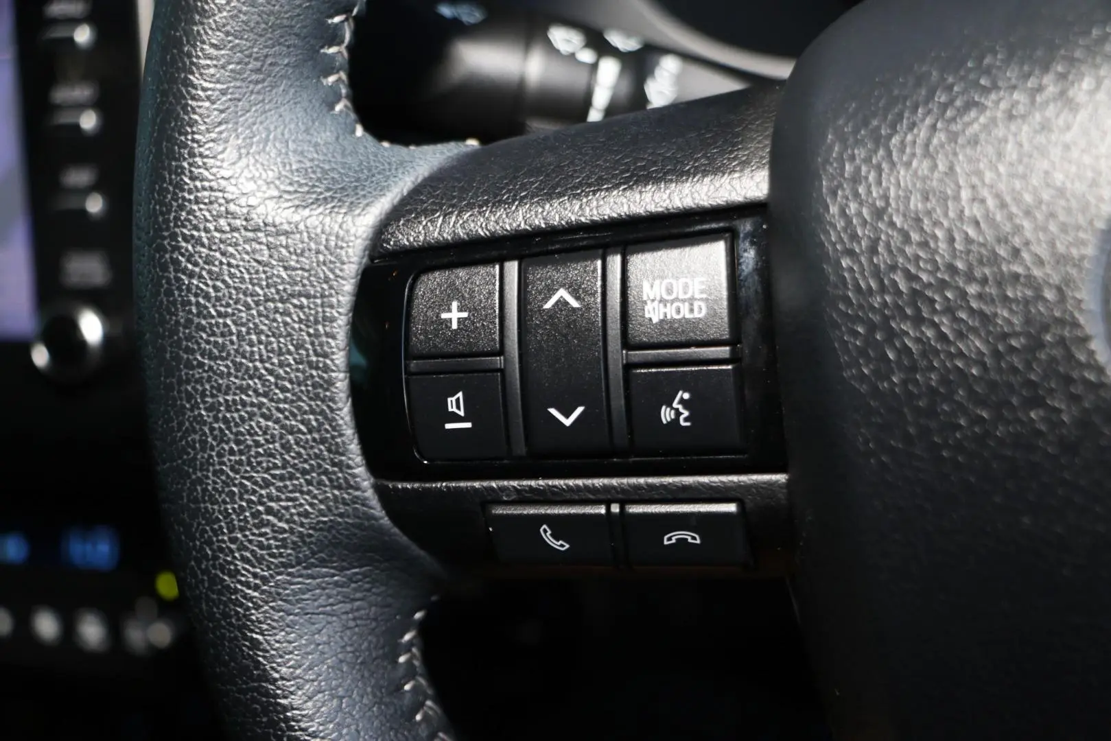 2025 Toyota Hilux Gallery Image 18